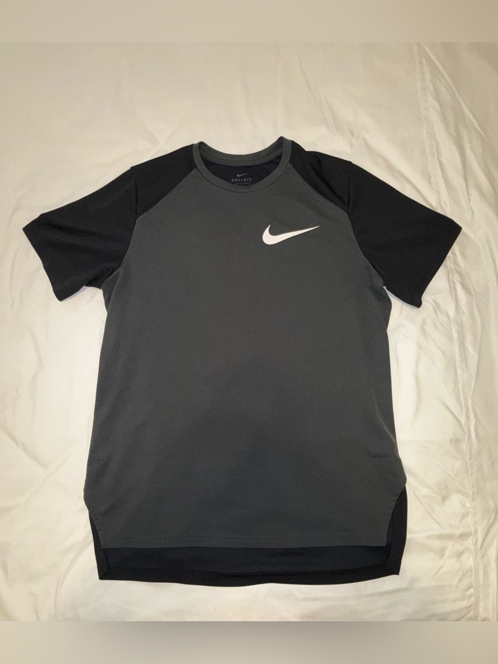 Nike Men’s Dri Fit Short Sleeve Tee